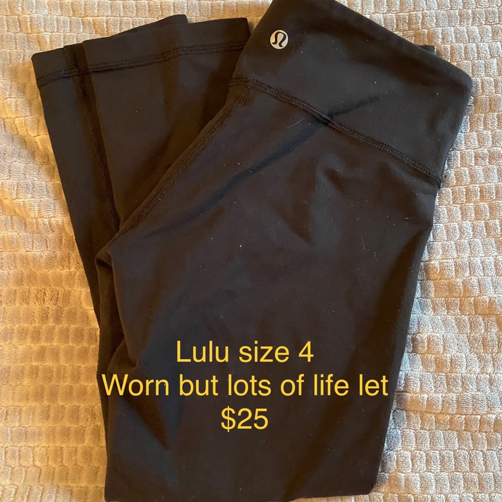Lululemon crop leggings, size 4
